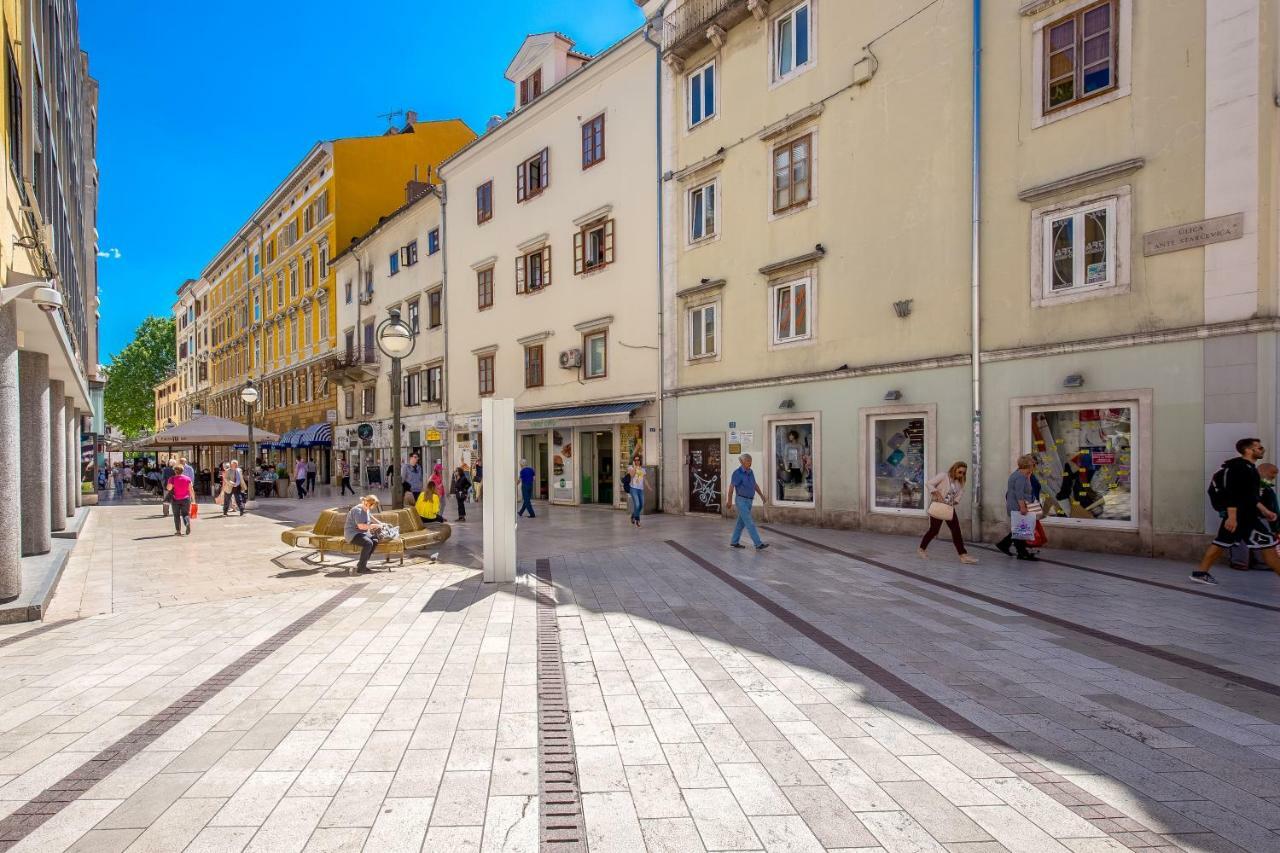Apartments In The City Rijeka Ngoại thất bức ảnh